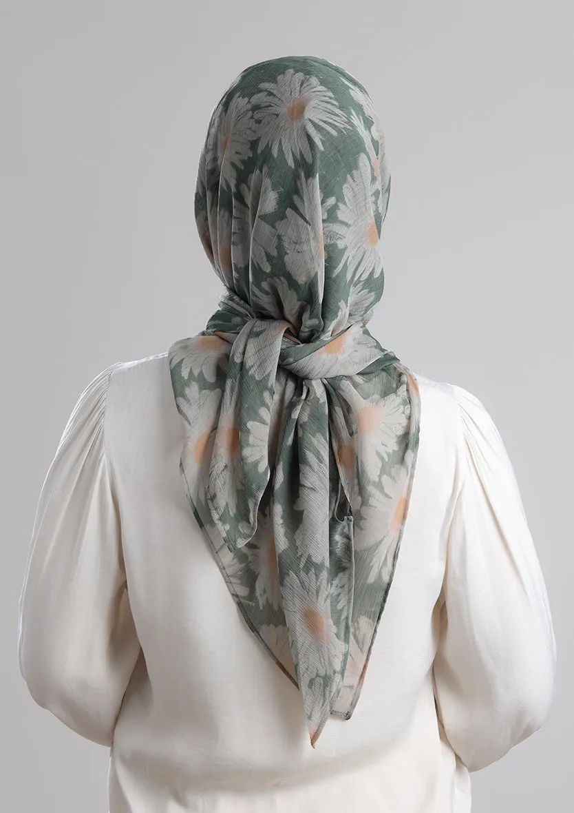 Daisyland -Printed Crinkled Chiffon