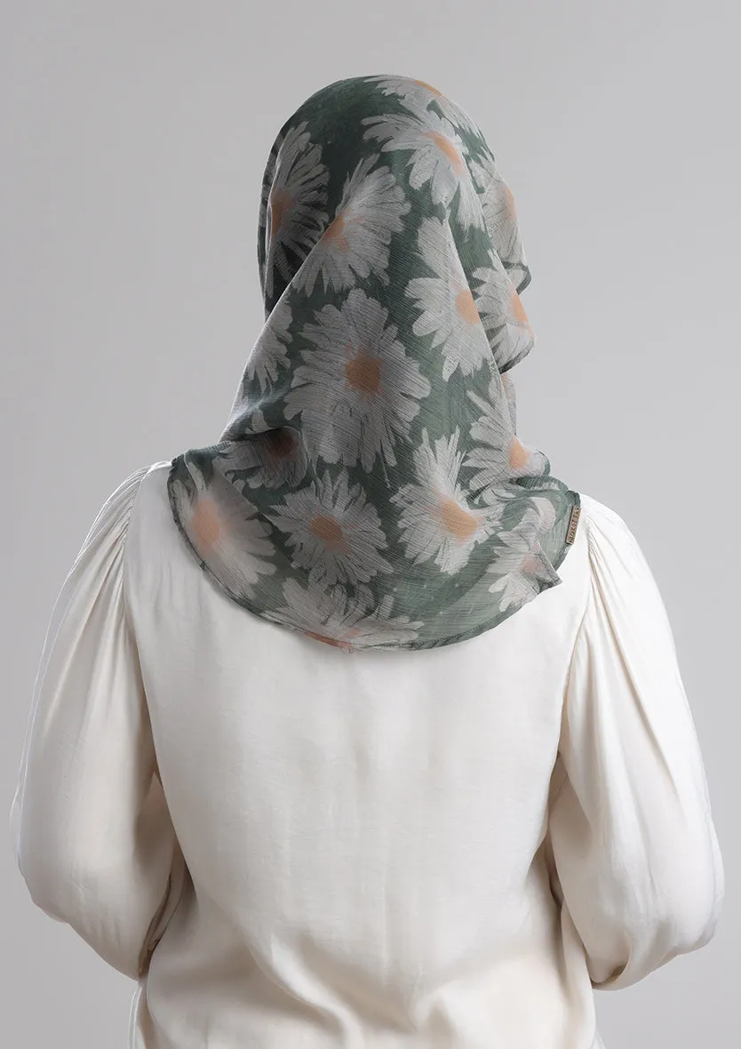 Daisyland -Printed Crinkled Chiffon
