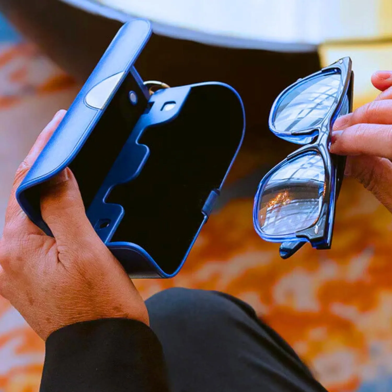 Eyeglasses Case ?C Vegan Leather Hard Shell Holder, One-Hand Access, Fits Sunglasses, Readers, Blue Light Glasses