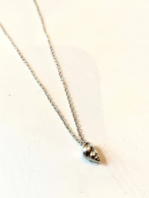 Shell Necklace in Silver