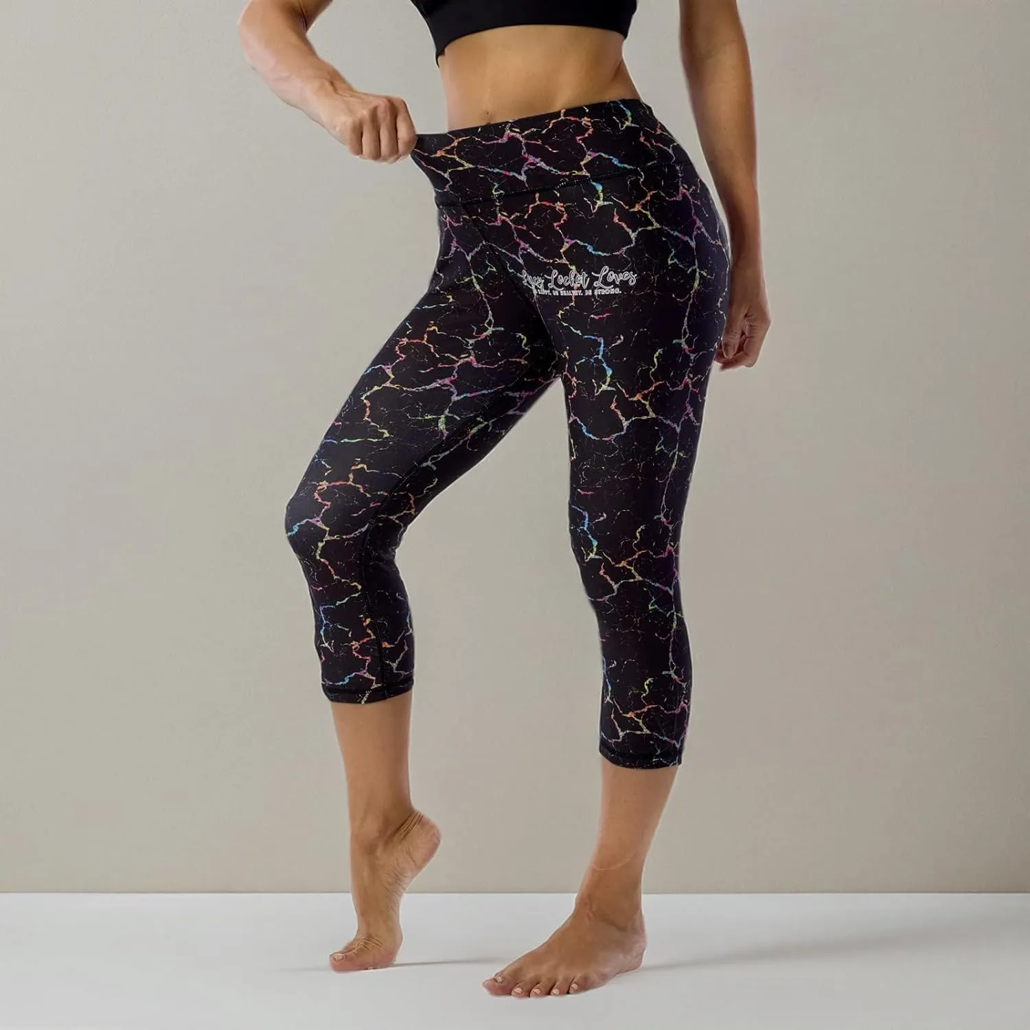 UIUO-UIPEU Pattern Printed Capri Leggings with Pockets for Women Tummy Control Workout Yoga Capris